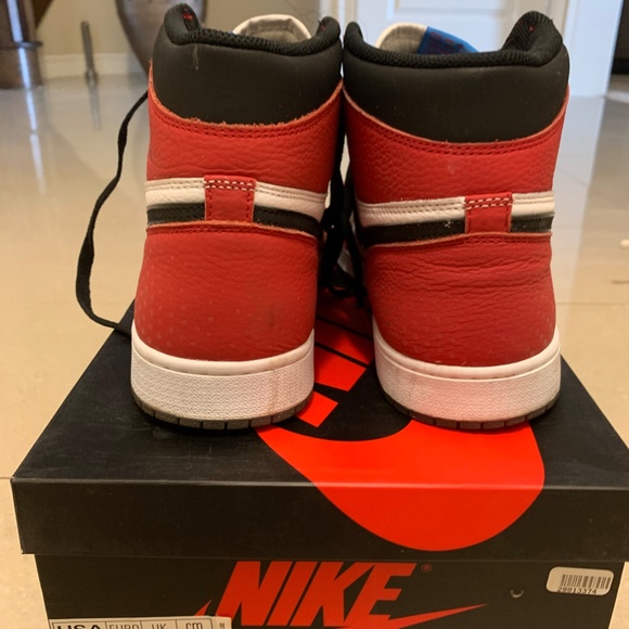 Jordan 1 Retro High Spider-Man Origin Story - Picture 4 of 6